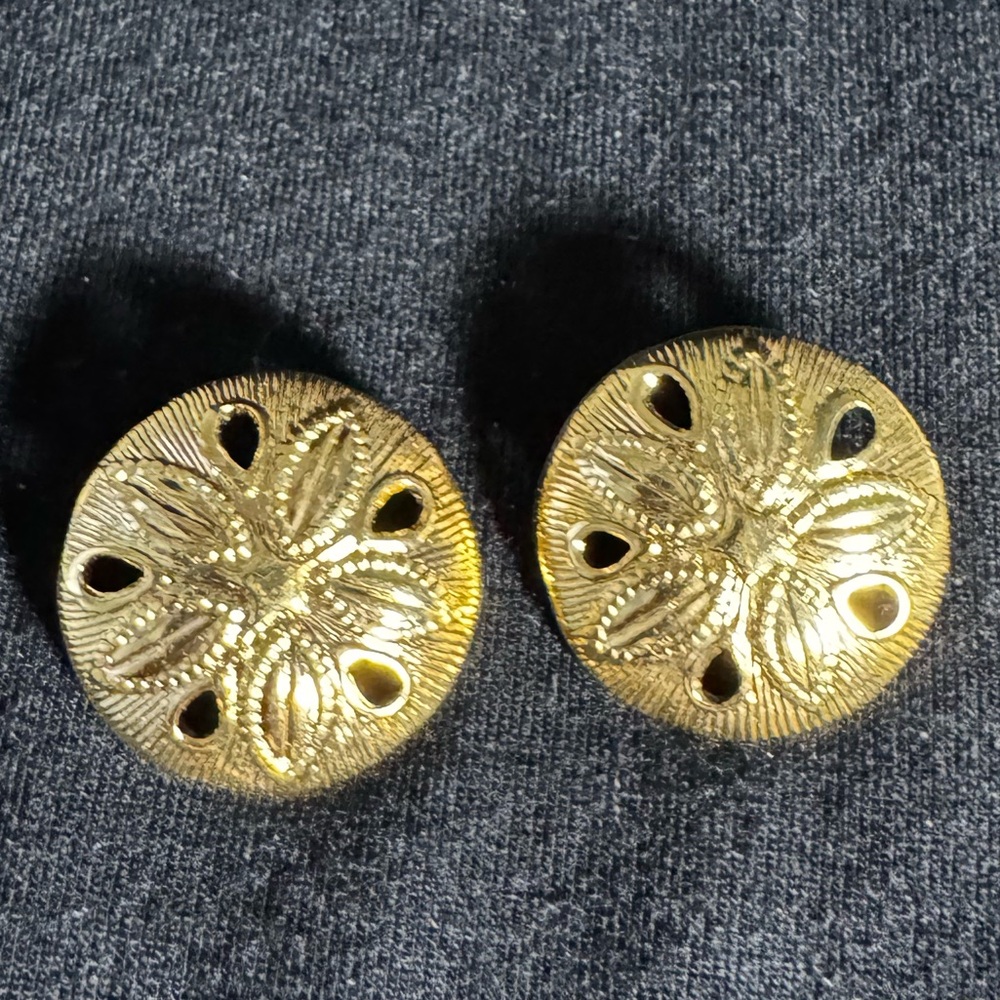 Sand Dollar Pierced Earrings Post style Gold Tone Approximately 1” Wide